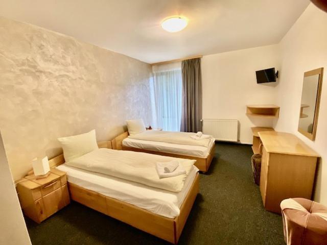 Pensiunea Casa Saxonia Rîşnov Buitenkant foto