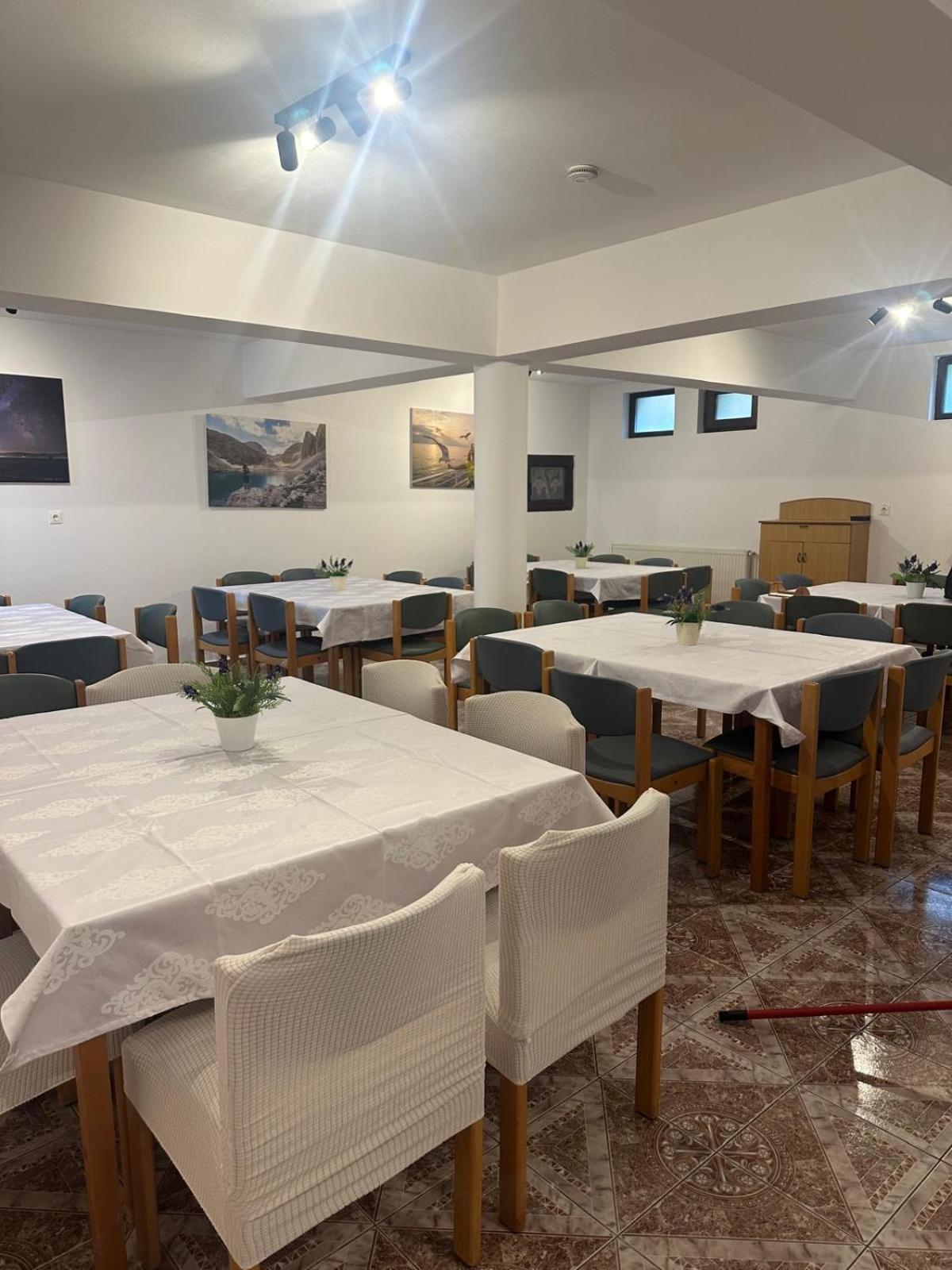 Pensiunea Casa Saxonia Rîşnov Buitenkant foto